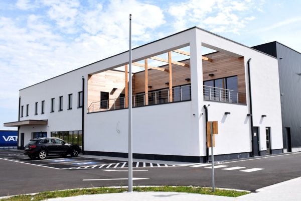 CONSTRUCTION D’UN HALL ET DES LOCAUX SOCIAUX POUR L’ENTREPRISE NEKTO