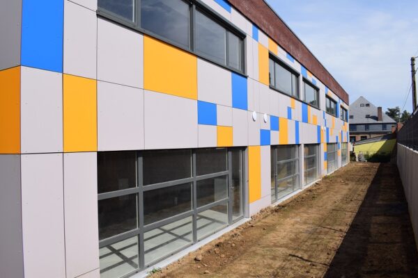 Construction d’un bâtiment scolaire et d’une salle de sport à Brugelette