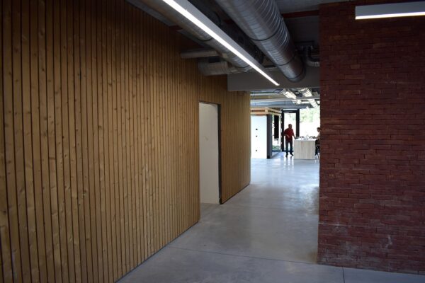 Construction de bureau pour Cover Group